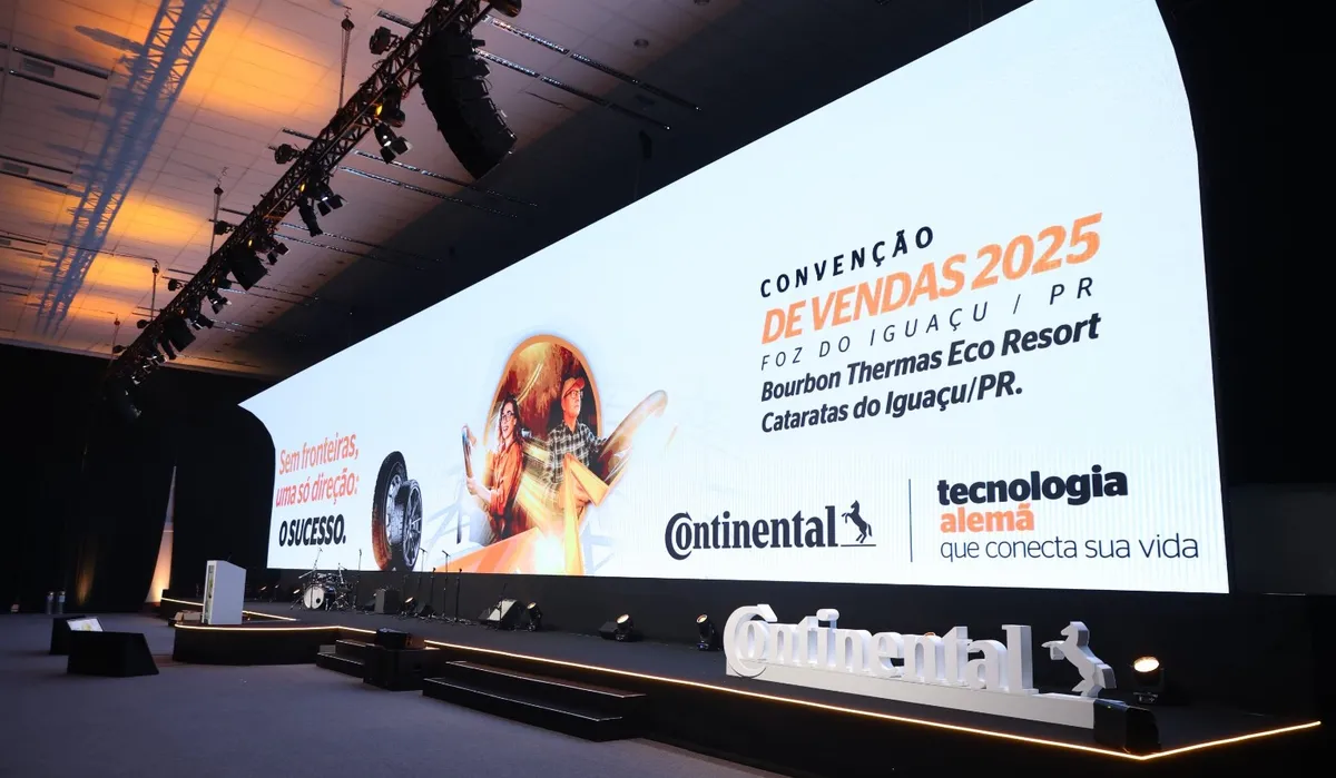 Telão da Convenção Continental LATAM em Foz do Iguaçu